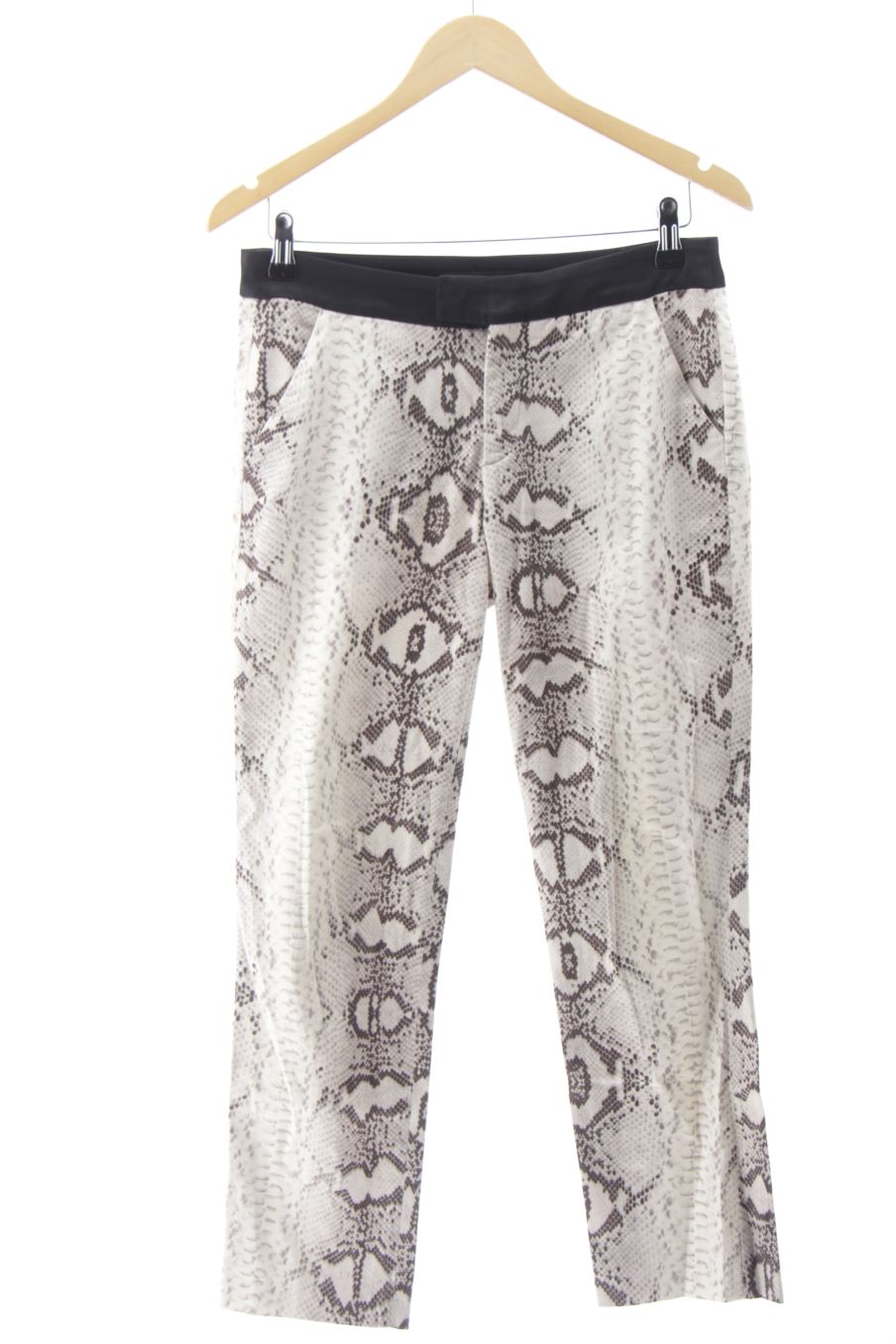 Pantalón de Zara de la talla S, de color animal print
