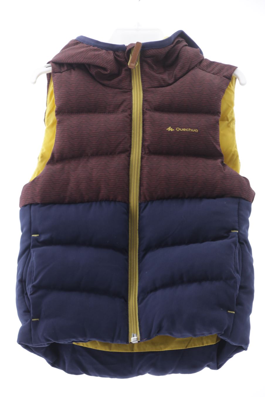 Chaleco de abrigo de Quechua (DECATHLON) de la talla 2 años de segunda mano