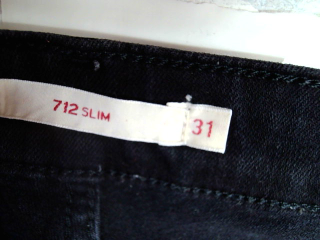 Jeans Levi's de la taille 40, de couleur noir de denim