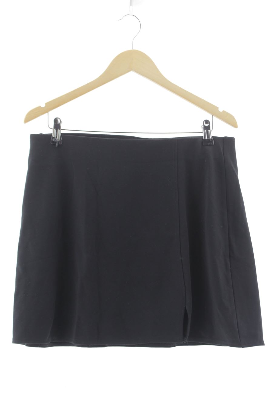 Jupe H&M de la taille L, de couleur noir