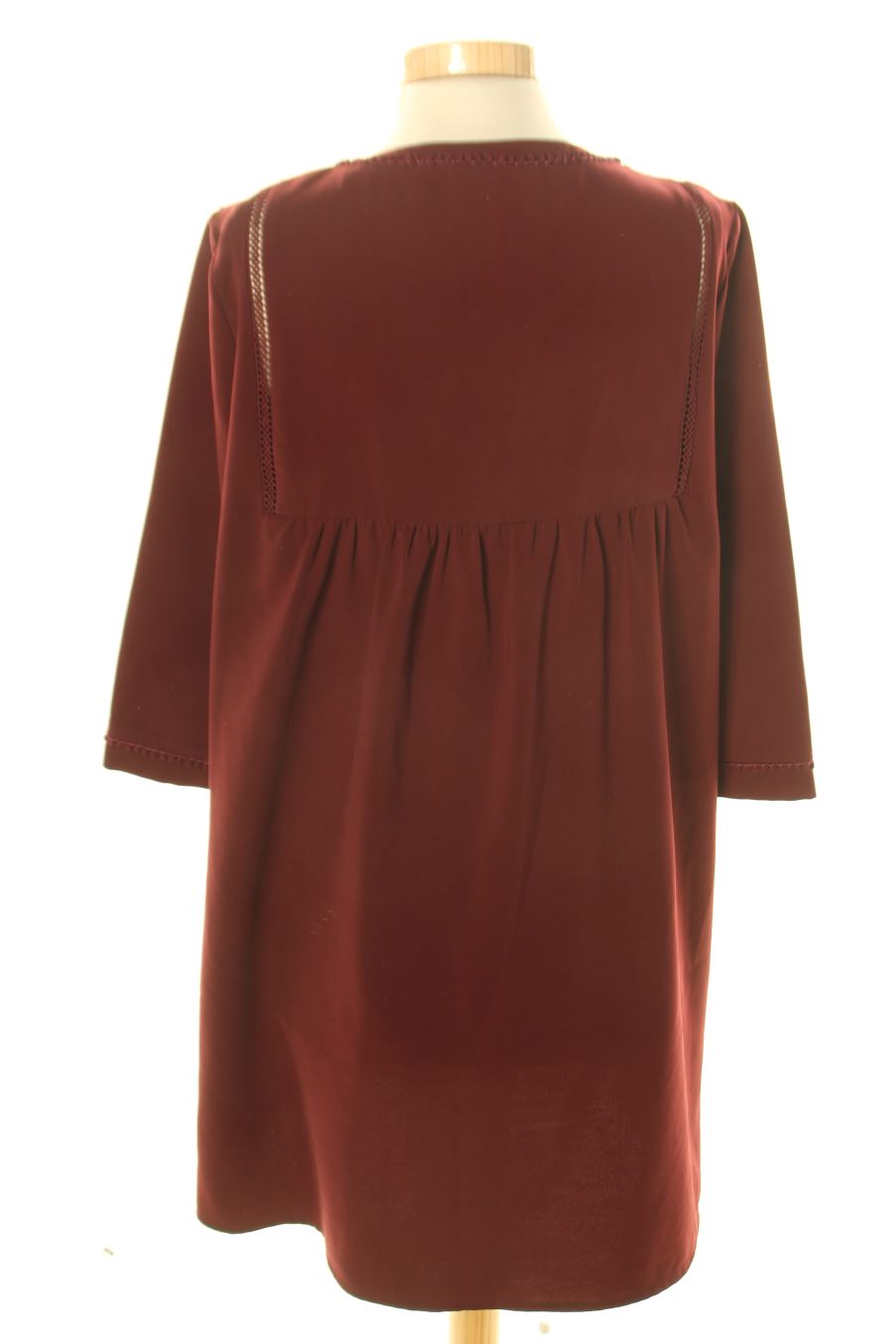 Robe casual Grace&Mila de la taille S, de couleur bordeaux