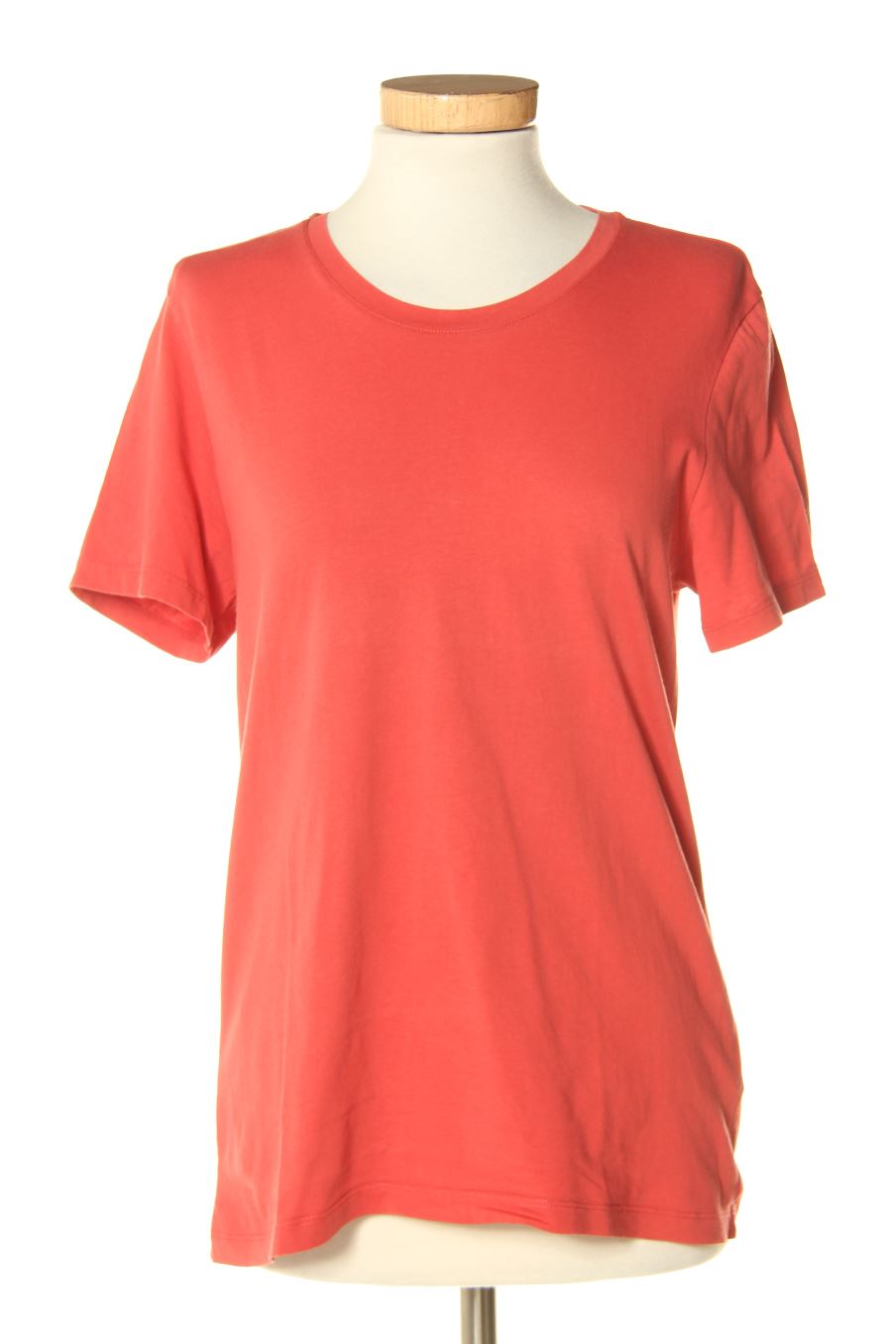 Camiseta de Uniqlo de la talla S, de color burdeos