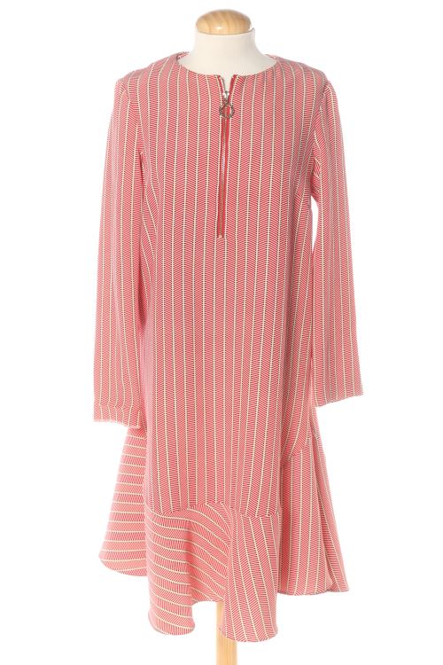 Einfaches Kleid