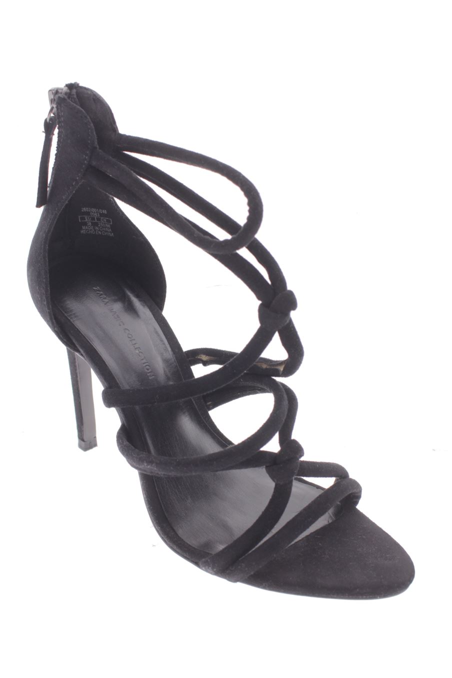 Sandalias tacon de Zara de la talla 38, de color negro de