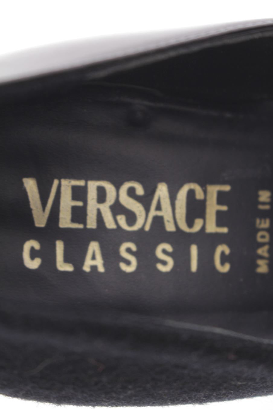 Zapatos de tacon de Versace de la talla 37, de color negro de