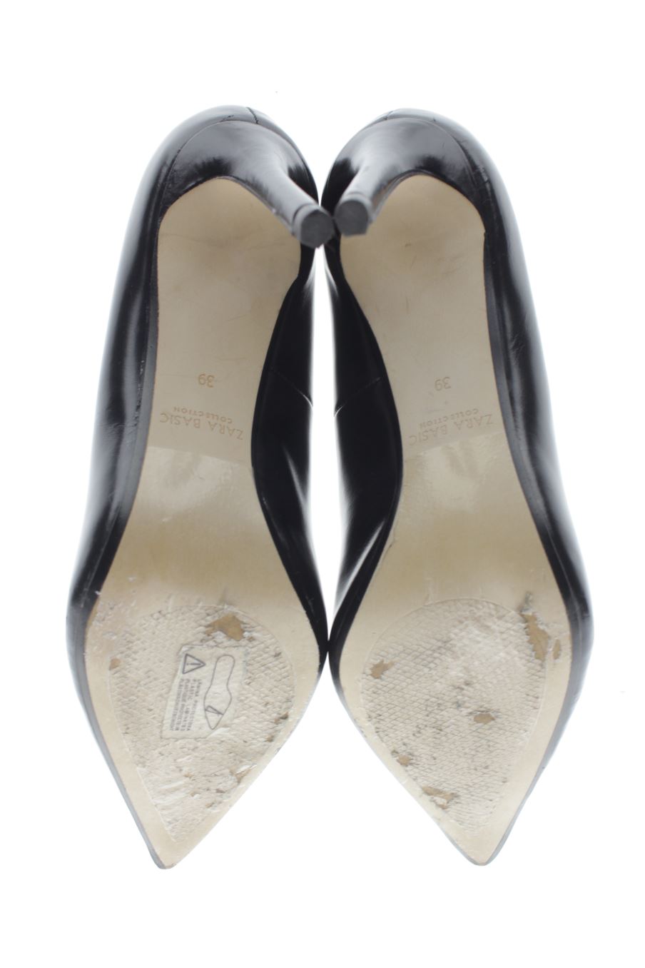 Zapatos de tacon de Zara de la talla 39, de color negro de