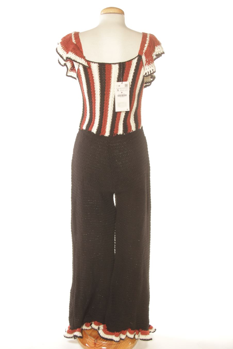 Mono de Zara de la talla S, de color negro