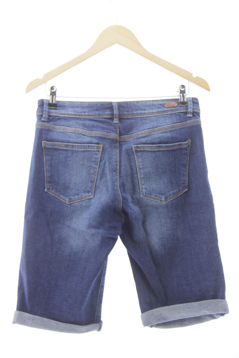 Pantaloni corti de Cortefiel de la talla 38, de color blu