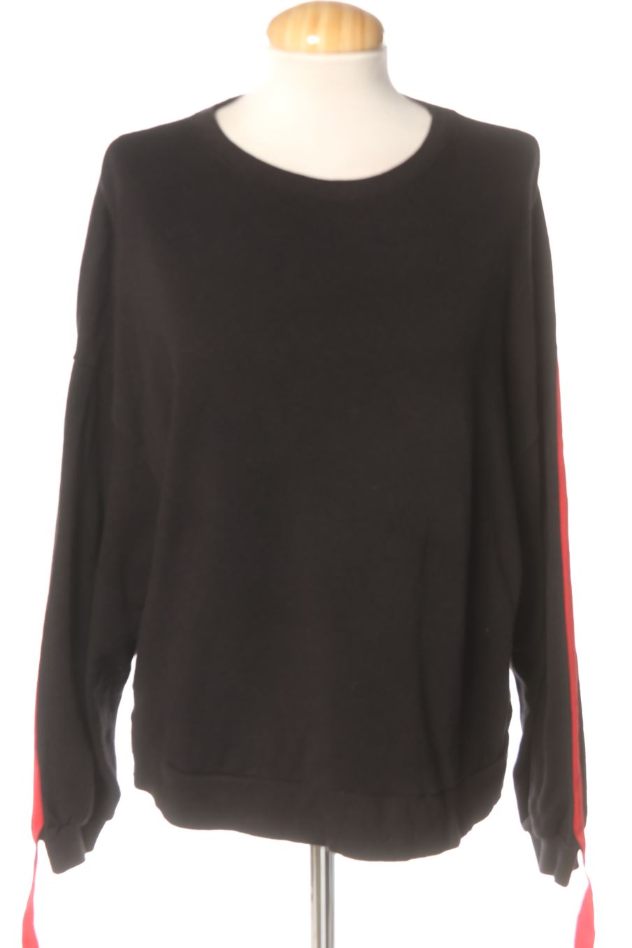Sweat Stradivarius de la taille S, de couleur noir