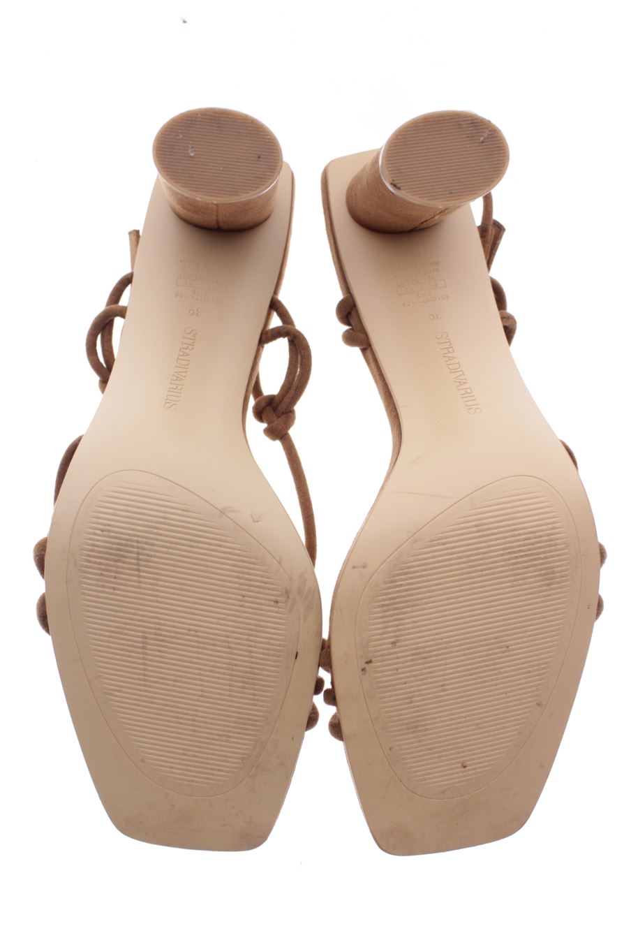 Sandalias tacon de Stradivarius de la talla 39, de color marrón de