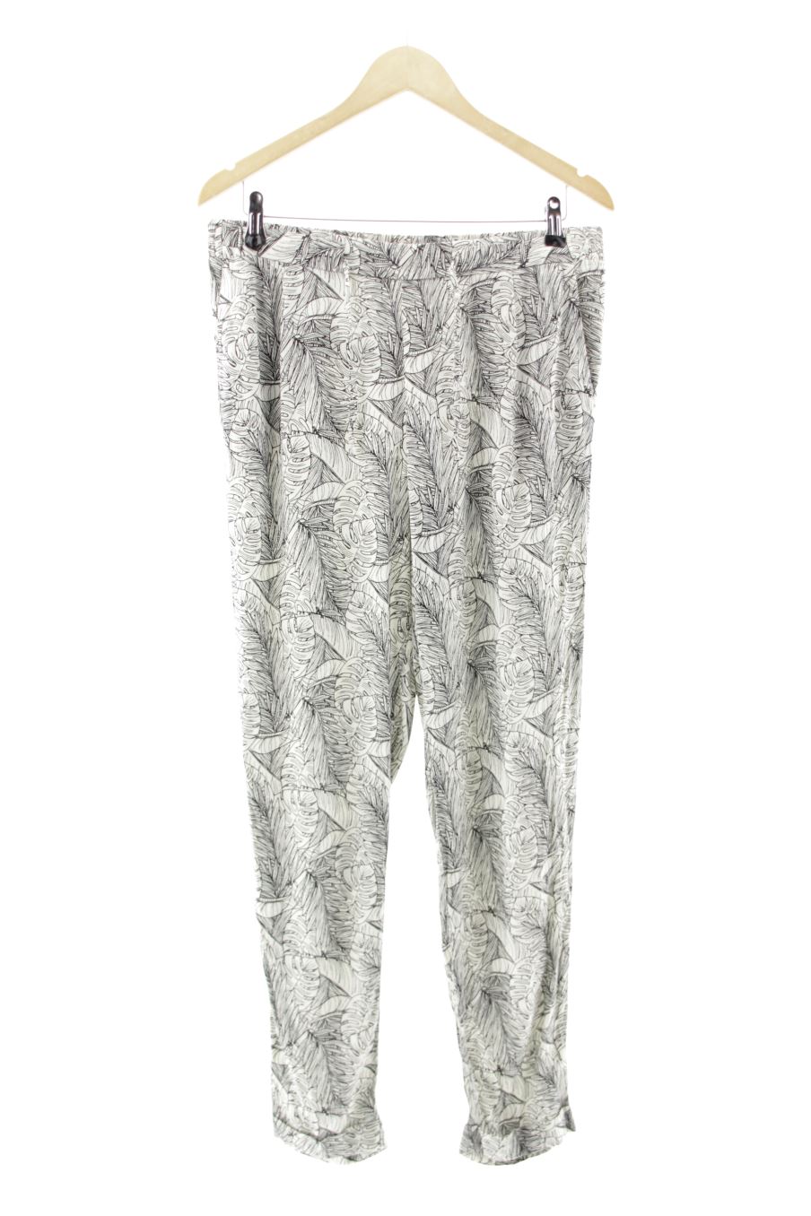 Pantalón Casual de Camaieu de la talla 42, de color gris