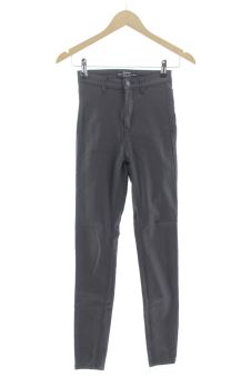 Jeans 34 Stradivarius, Foto 1 von 2