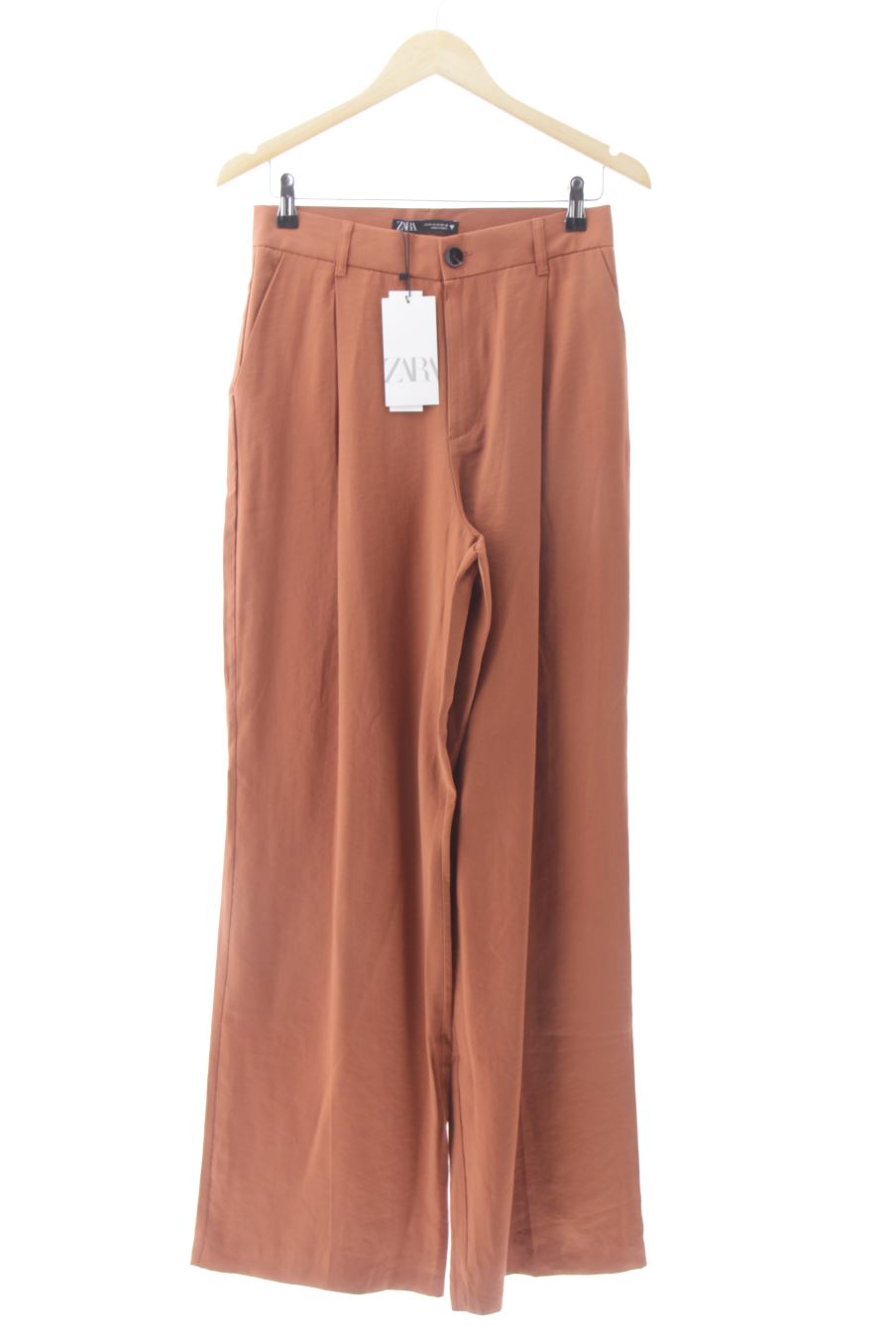 Pantalon Zara de la taille M, de couleur marron