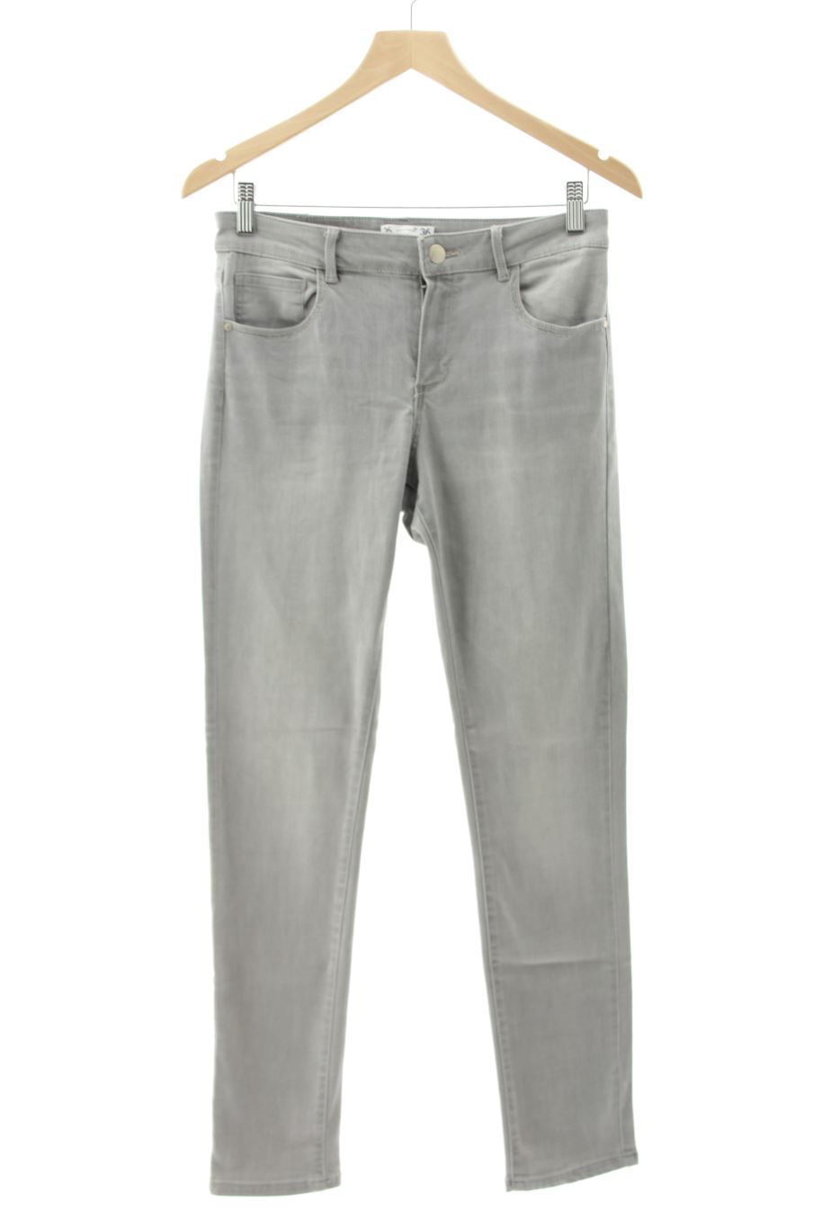 Jeans Sfera de la taille 36, de couleur gris de denim