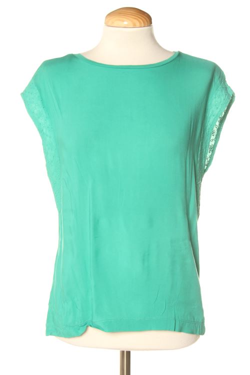 Aufwändiges Top