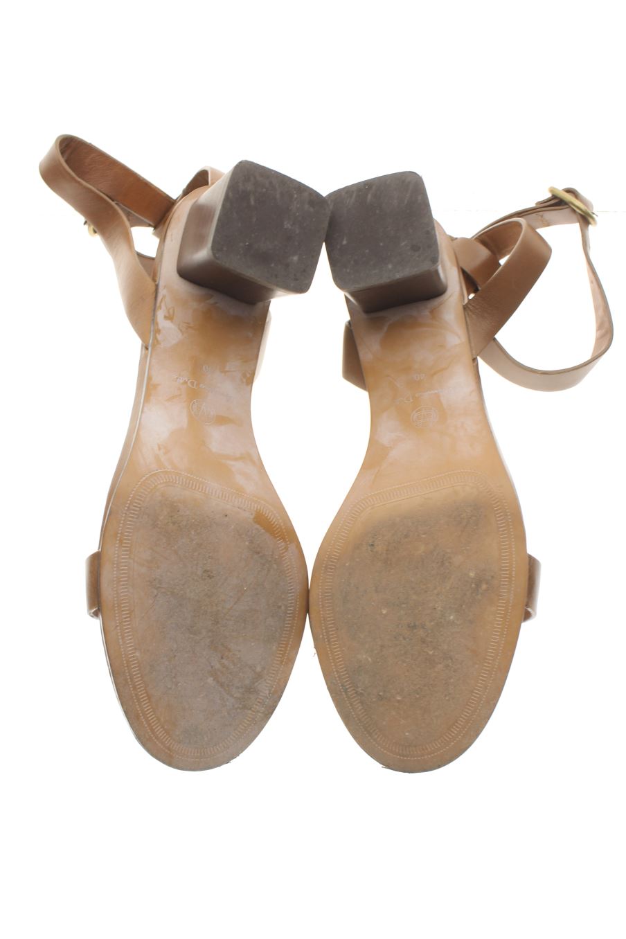 Sandalias tacon de Massimo Dutti de la talla 40, de color marrón de