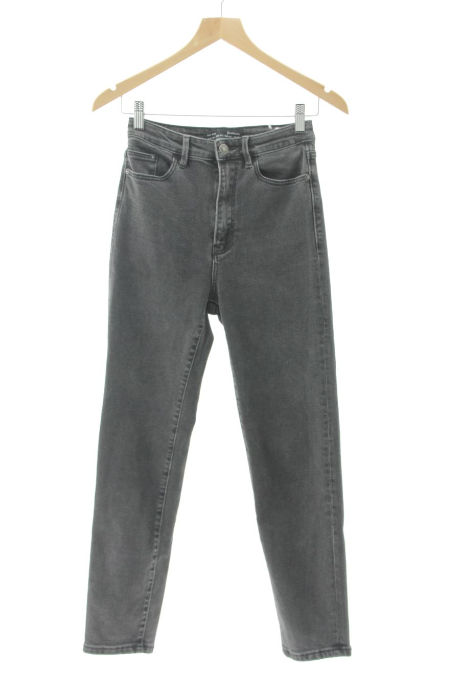 Jeans Stradivarius de la taille 36, de couleur noir de denim