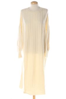 Robe casual L Mango