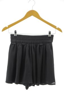 Kurze Hose S Bershka, Foto 1 von 2