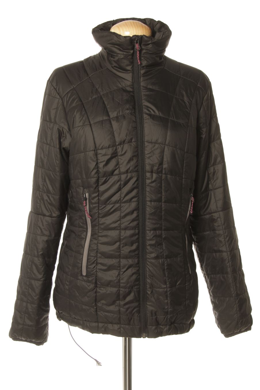 Cazadora de Decathlon de la talla S, de color negro