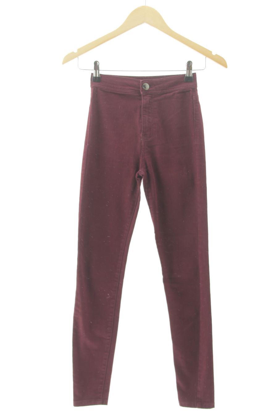 Jeans Bershka de la taille 32, de couleur bordeaux de denim
