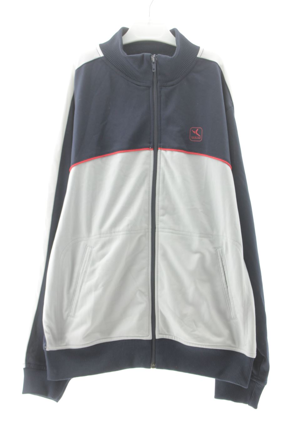 Blouson Domyos (DECATHLON) de la taille 12 ans