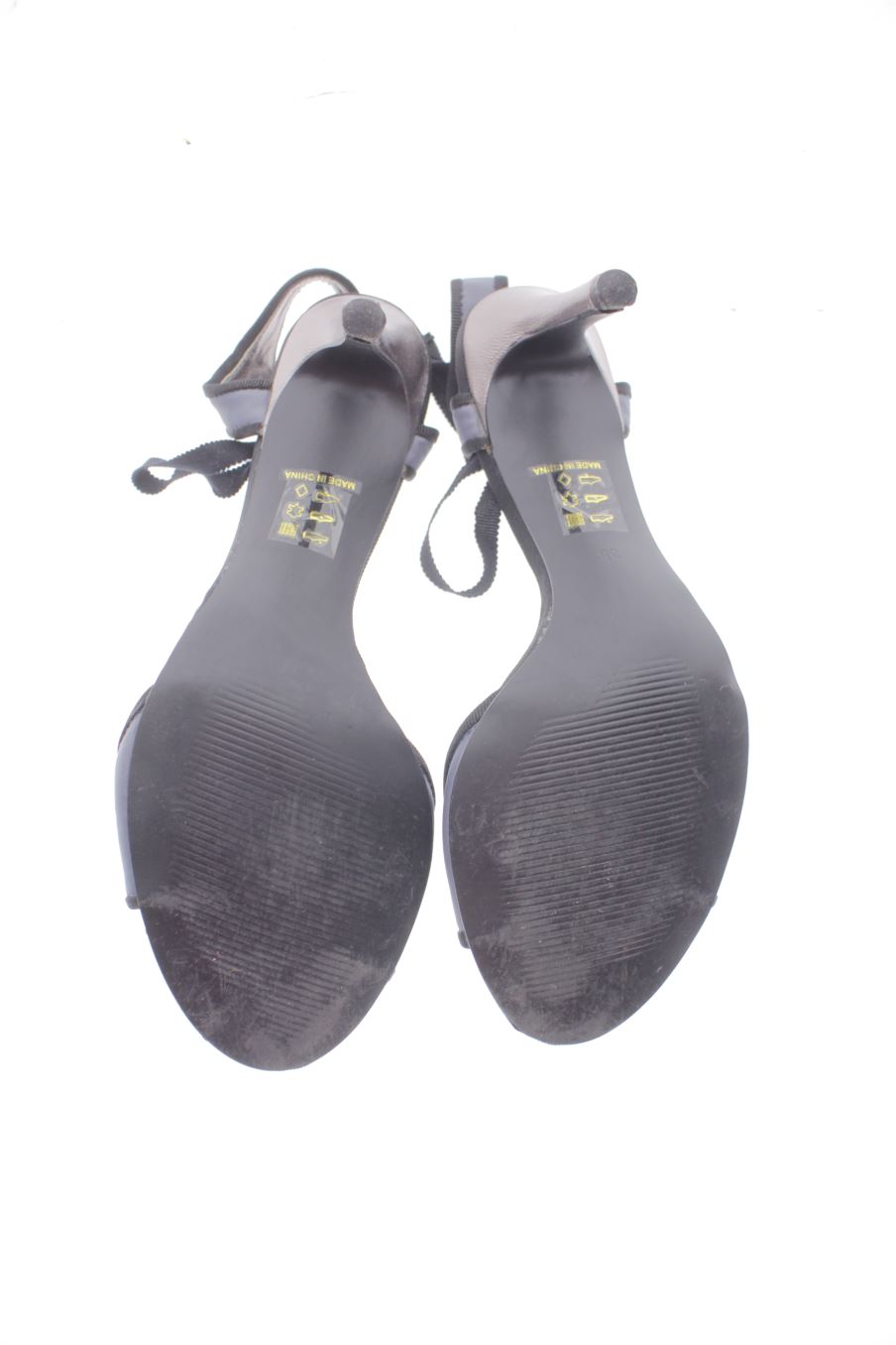 Sandalias tacon de Tintoretto de la talla 38, de color negro de