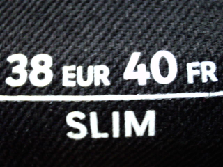 Jeans C&A de la taille 40, de couleur noir de denim
