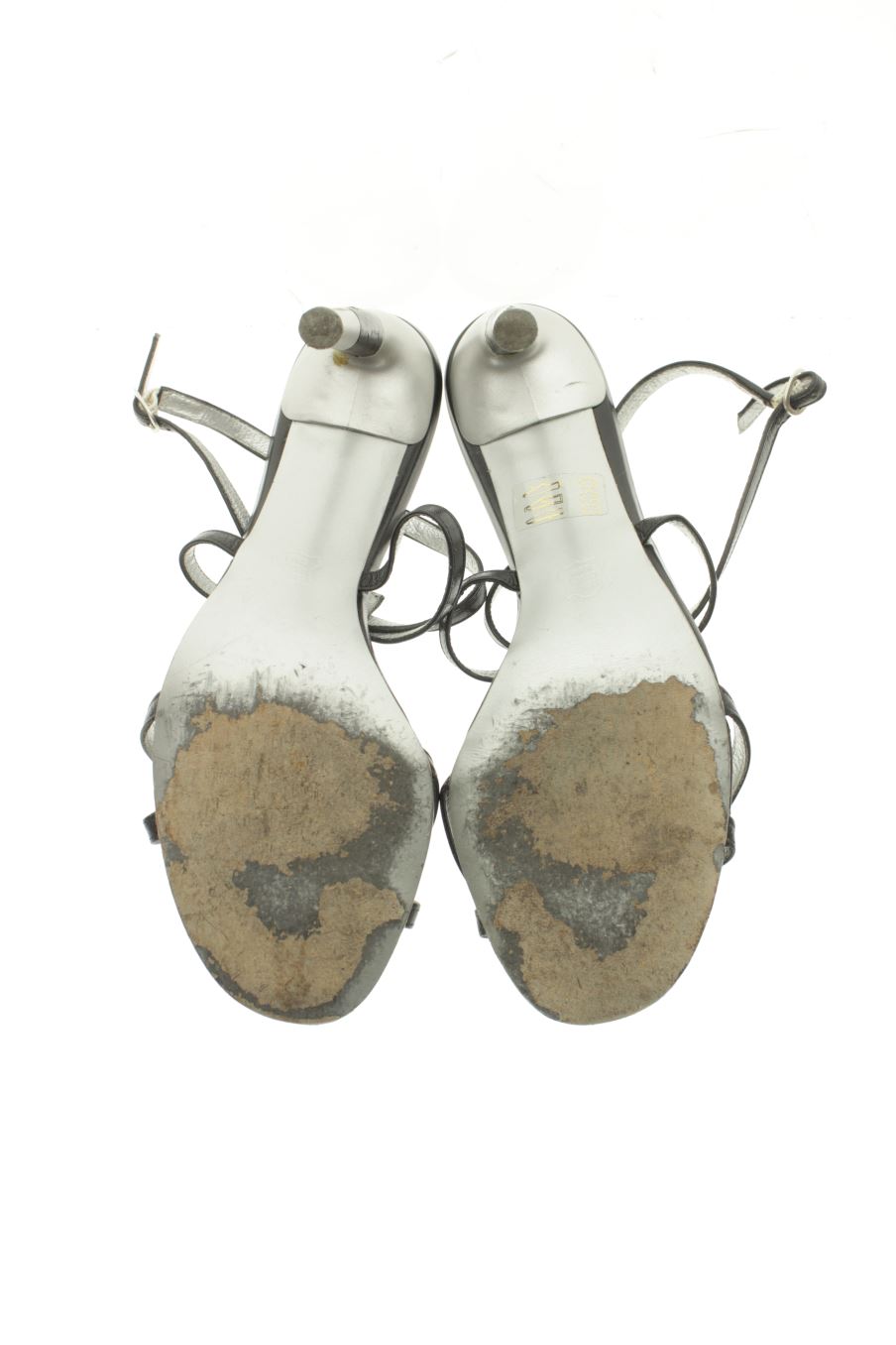 Sandalias tacon de Charles Jourdan de la talla 36, de color negro de