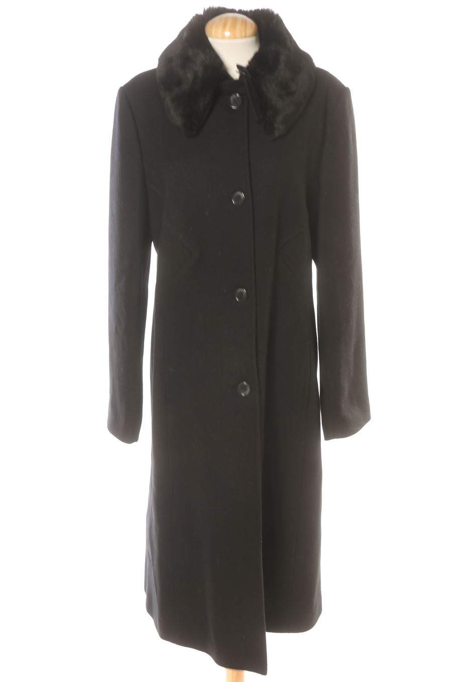 Manteau comma de la taille 42, de couleur noir