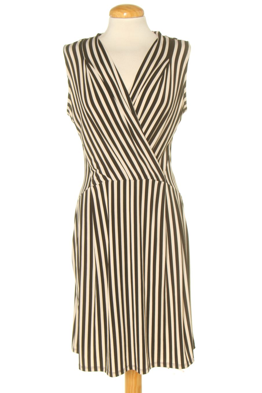 Robe casual Zendra de la taille 42, de couleur rayures