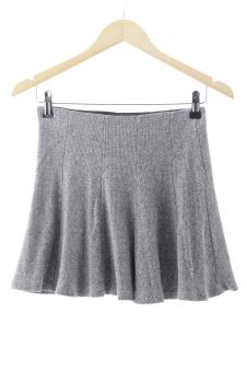 Jupe L Bershka, photo 1 sur 2