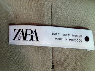Pantalón de Zara de la talla S, de color gris