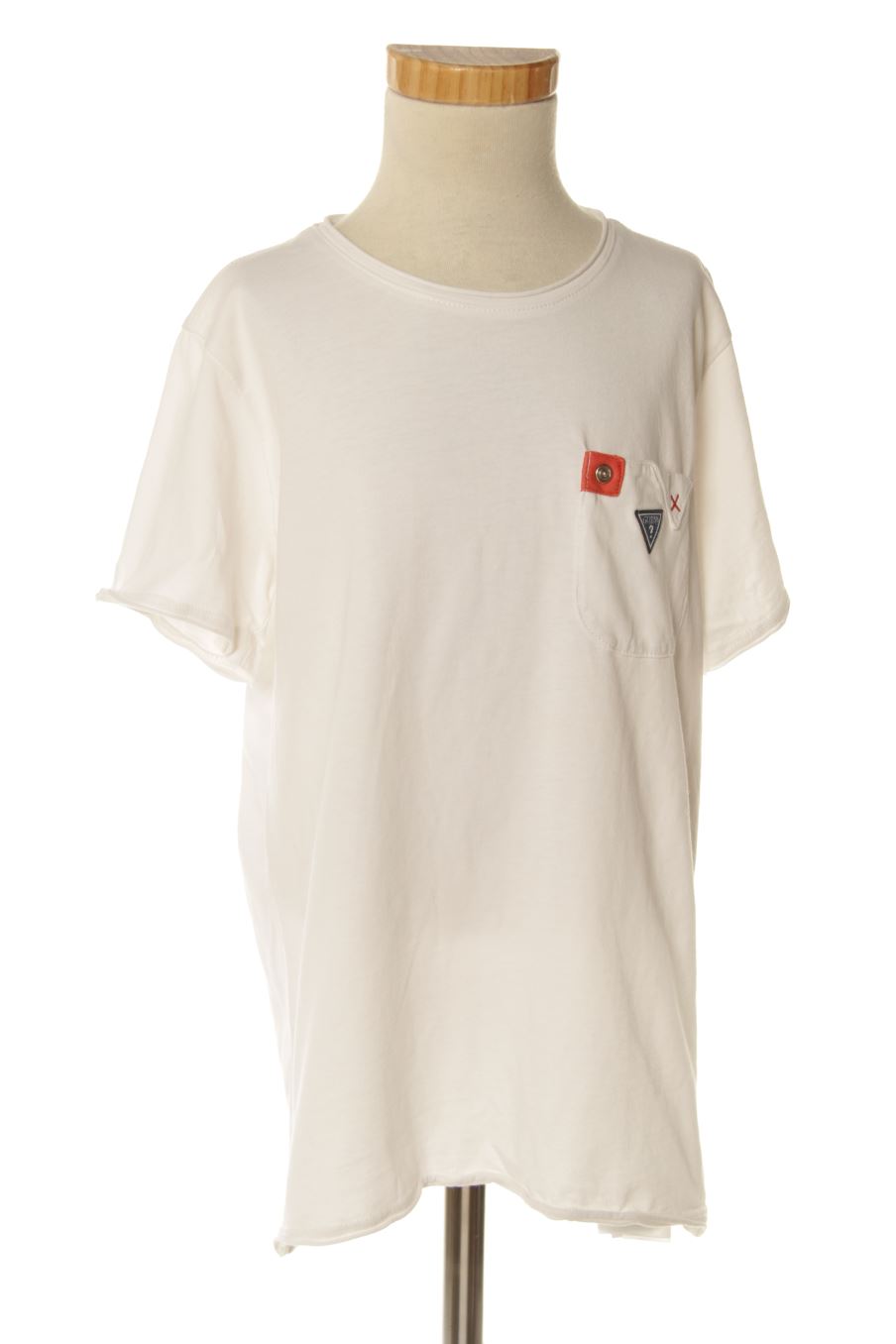 T-shirt Guess de la taille 10 ans de seconde main