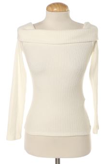 Pull XS Stradivarius, photo 1 sur 2