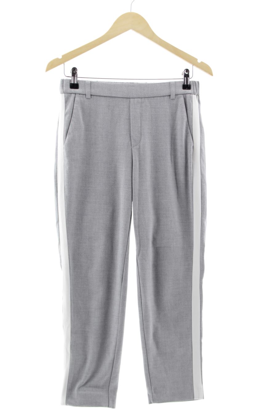 Pantalón de Trf (ZARA) de la talla XS, de color gris