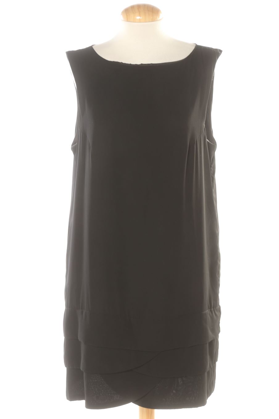 Robe casual Zara de la taille L, de couleur noir