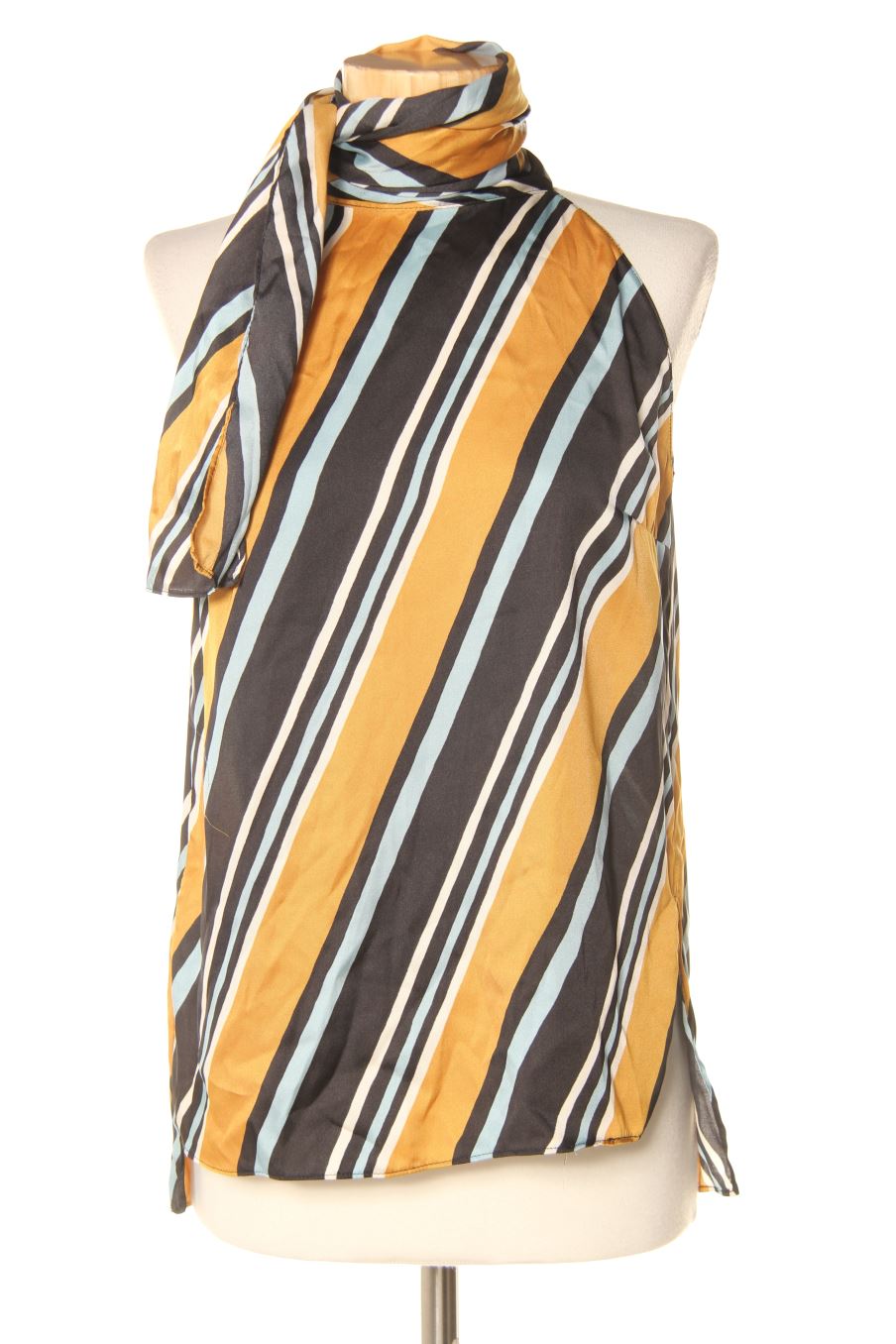 Top de Zara de la talla XS, de color rayas