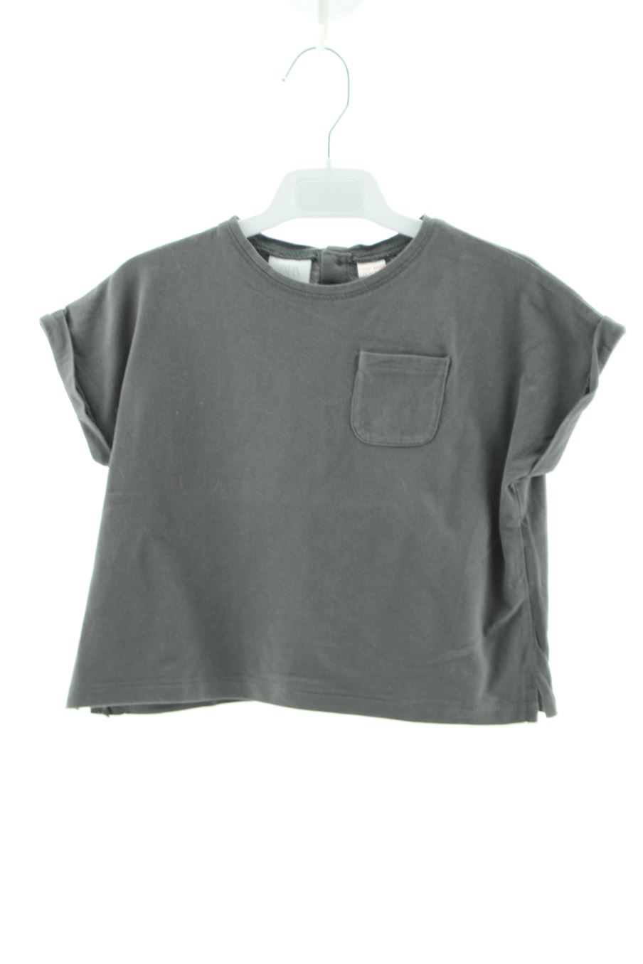 T-shirt Zara de la taille 2 ans de seconde main