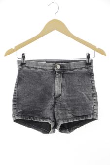 Kurze Hose XS Bershka, Foto 1 von 2