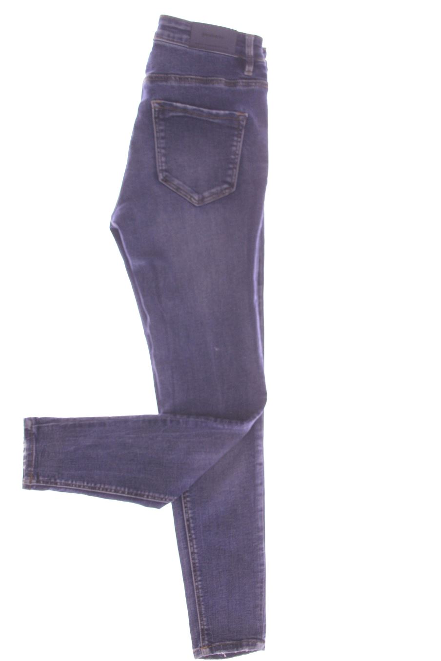 Jeans Stradivarius de la taille 36, de couleur bleu marine de denim