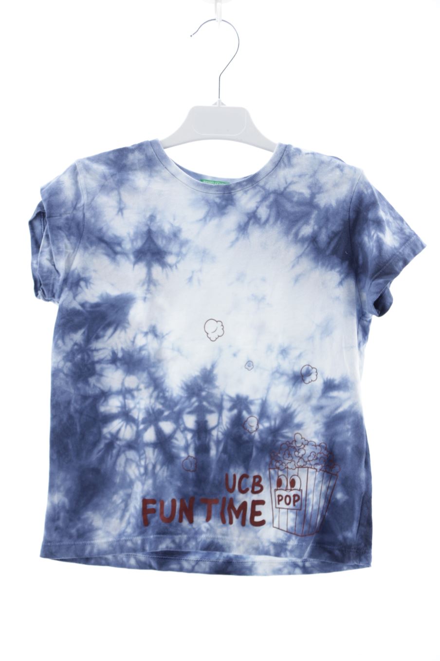 T-shirt Benetton de la taille 4 ans de seconde main