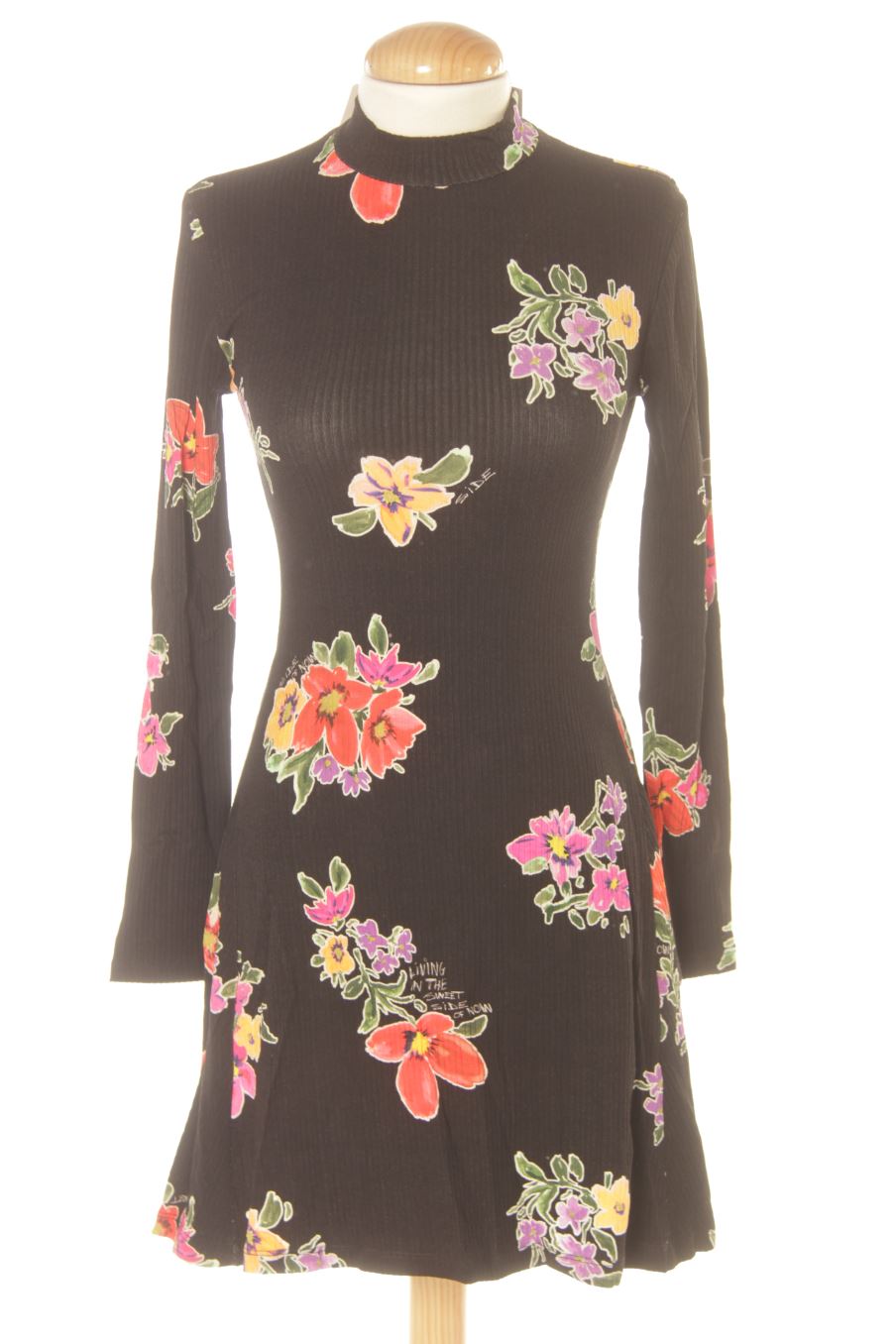 Robe casual Desigual de la taille M, de couleur imprimés