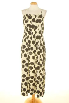 Einfaches Kleid M Sfera, Foto 1 von 2