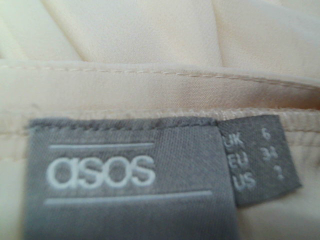 Aufwändiger Rock von ASOS Größe 34, Farbe Beige, für