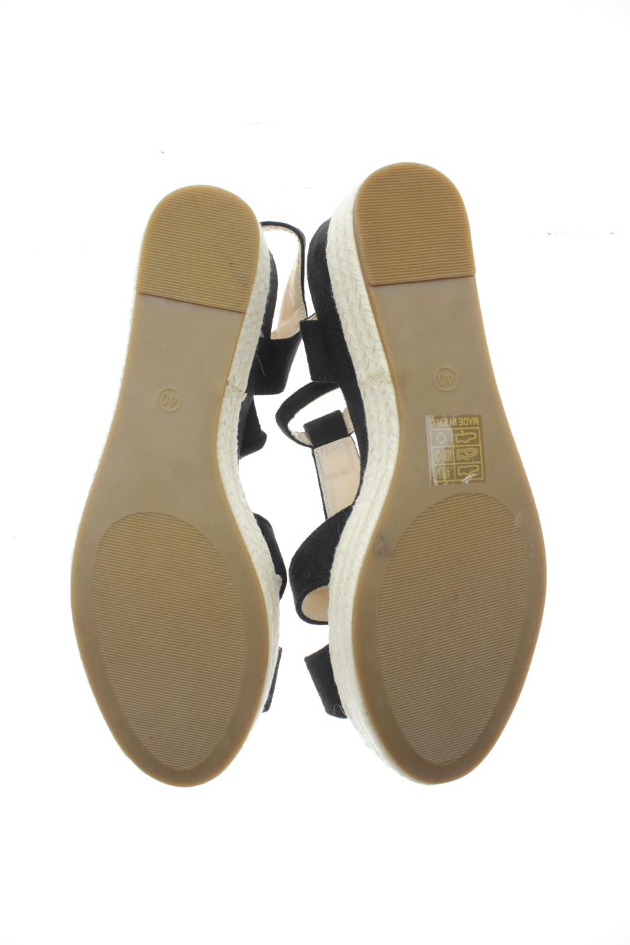 Plataformas de woman key de la talla 40, de color negro de