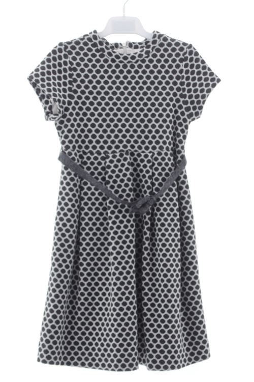 Aufwändiges Kleid