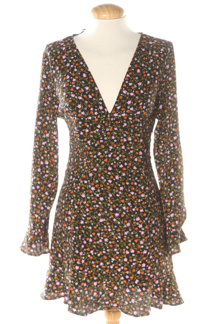 Vestido casual de Zara de la talla XS, de color flores
