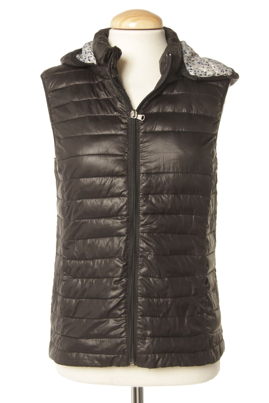 Veste sans manches Stradivarius de la taille S, de couleur noir