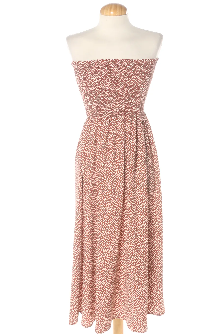 Robe de jour Stradivarius de la taille M, de couleur fleurs
